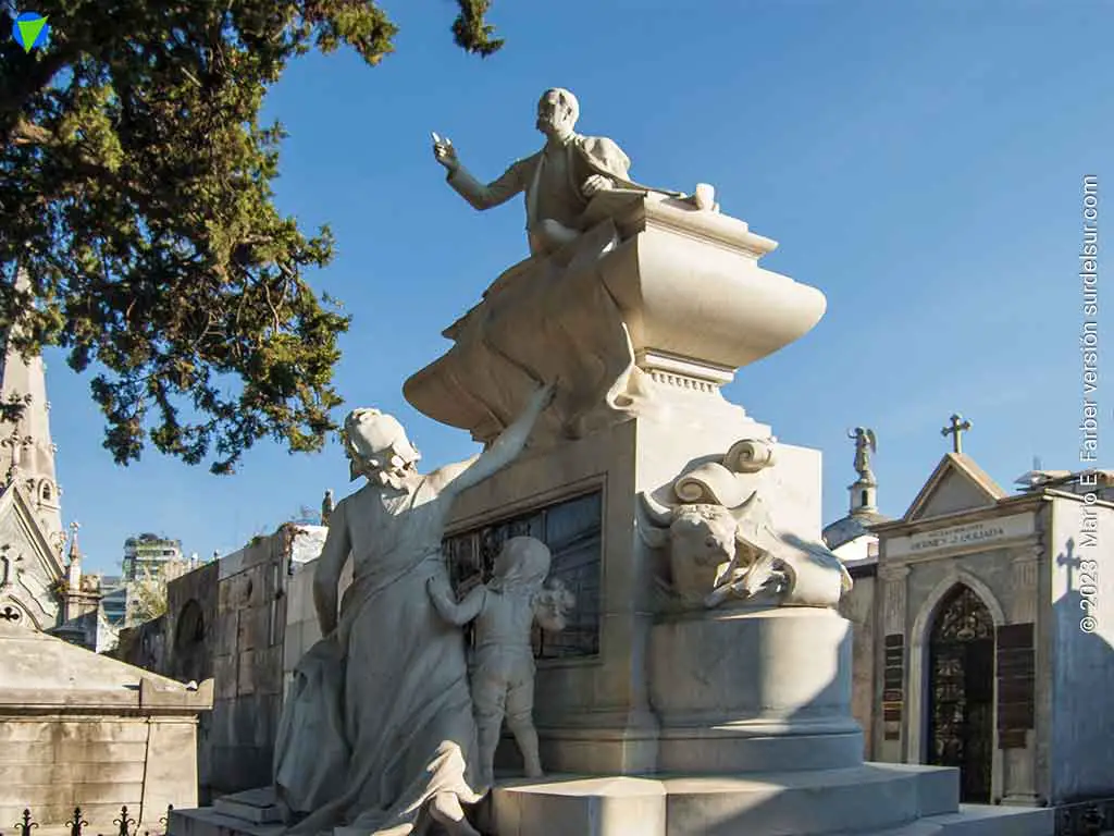 Cementerio de la Recoleta; Monumento funerario a Carlos Pellegrini (1846-1906)