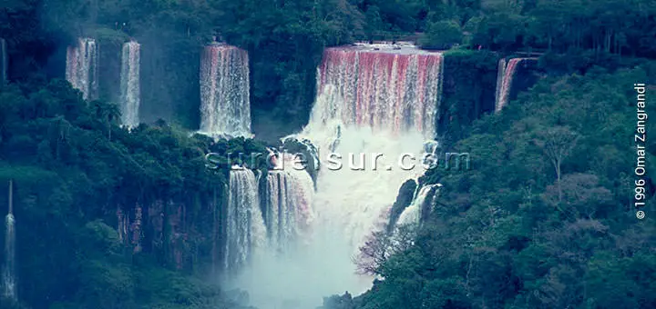 Panorámica de las Cataratas del Iguazú Misiones