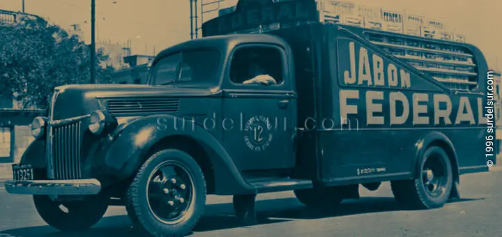 Camión de Jabón Federal. Comienzo de la Industria nacional, en la actividad económica. (1930)