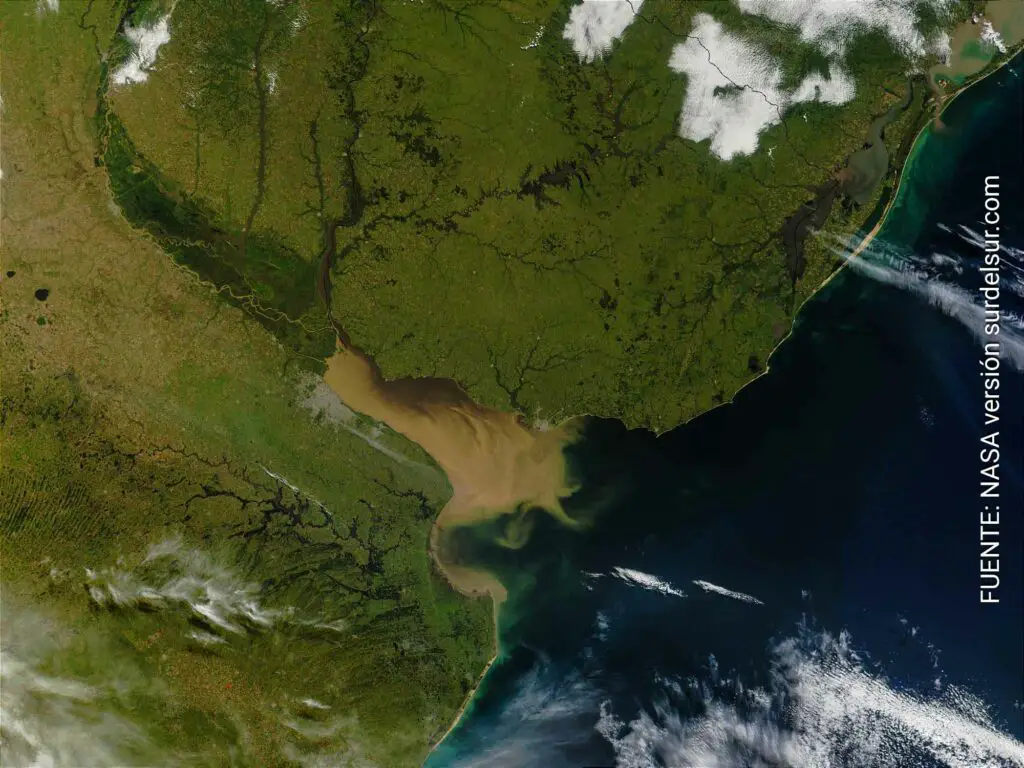 Imagen satelital del Río de la plata NASA