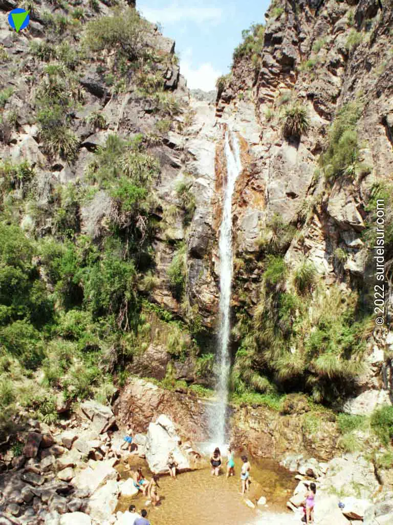 Caida de agua en el Chorro de San Ignacio